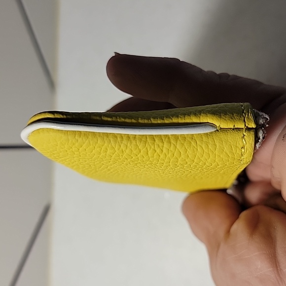 Authentic Louis Vuitton x Virgil Abloh  Limited Edition 🔑 Key cles COA - Picture 8 of 13